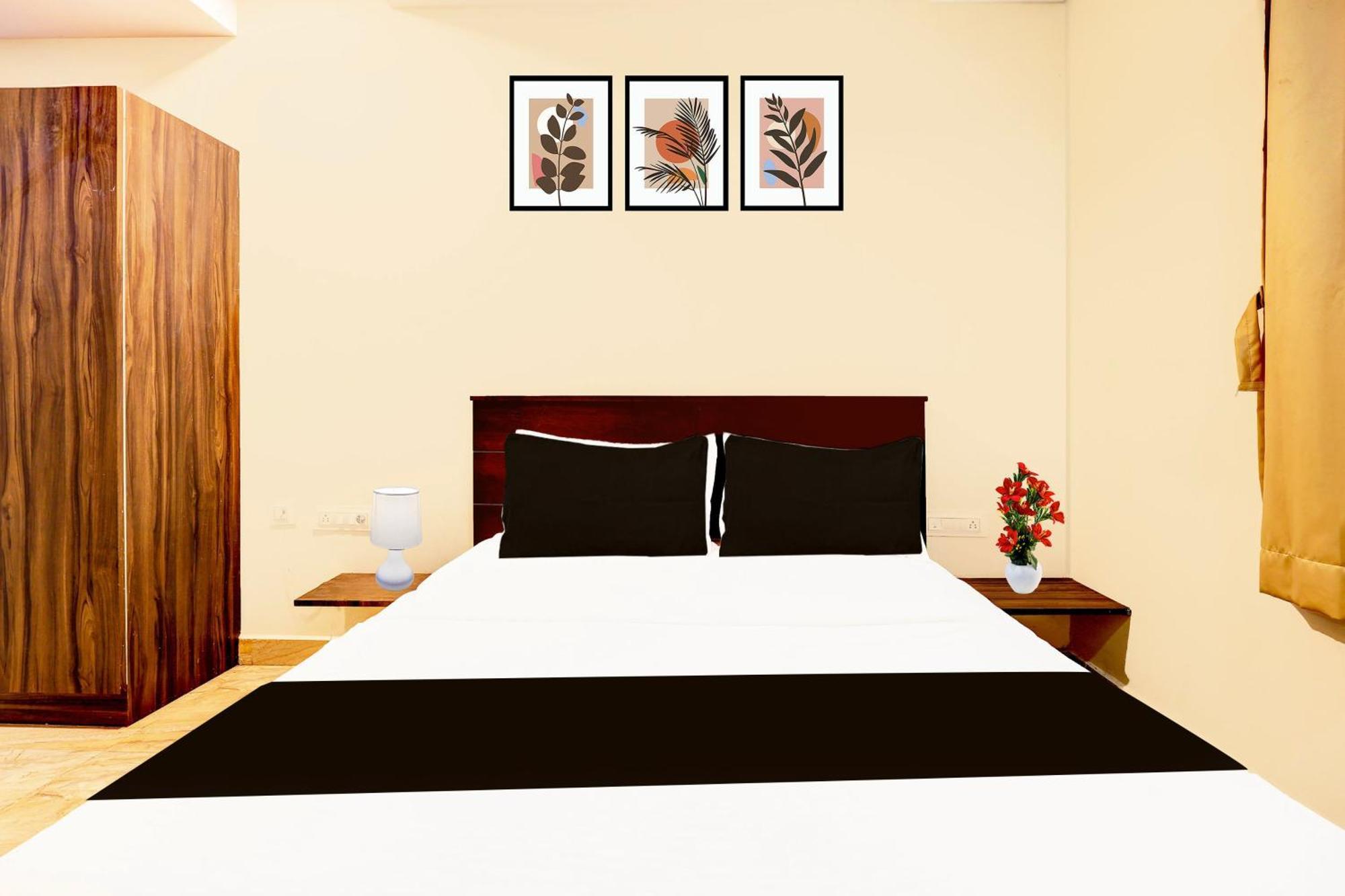 Super Hotel O Mahanadu Formerly Akshaya Bheemas Vijayawada Exterior photo