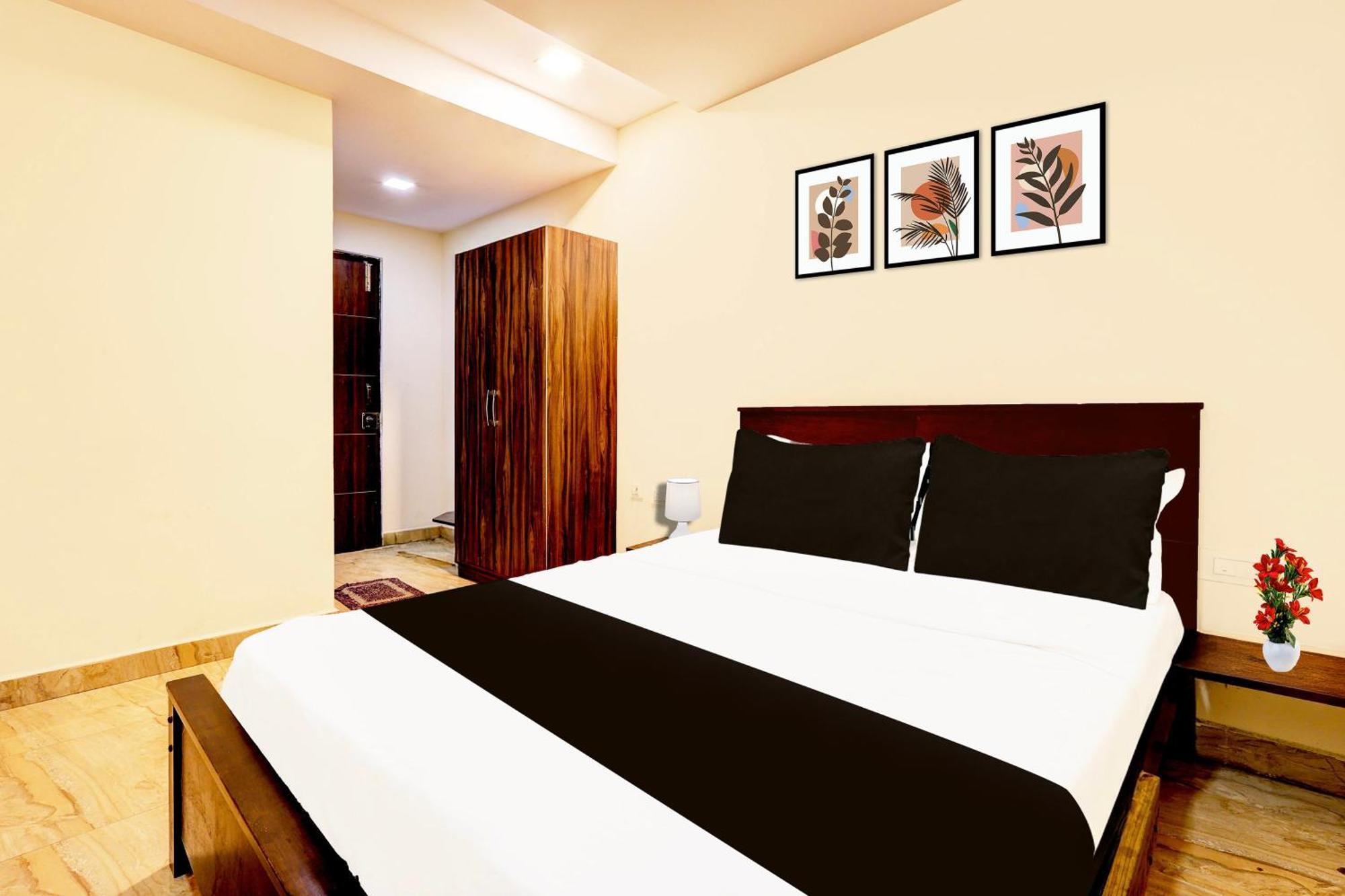 Super Hotel O Mahanadu Formerly Akshaya Bheemas Vijayawada Exterior photo